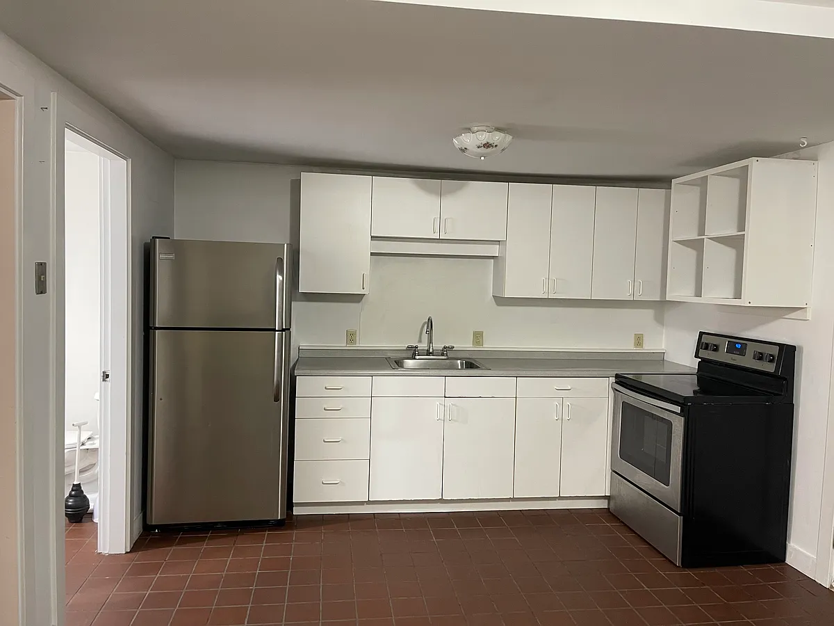 Building Photo - 61A Valley Rd #A