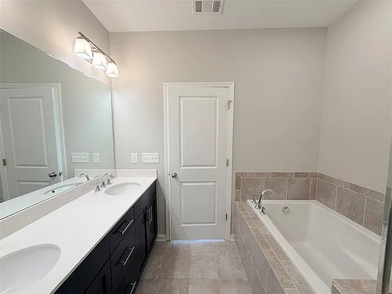 860 Westmoreland Cir NW — Photo 14