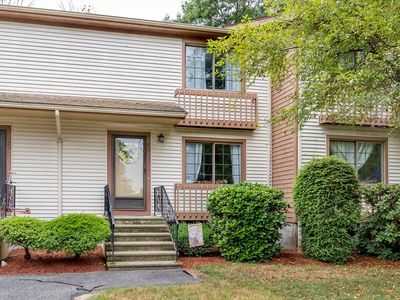 489 Turnpike St APT 7-2, South Easton, MA, 02375