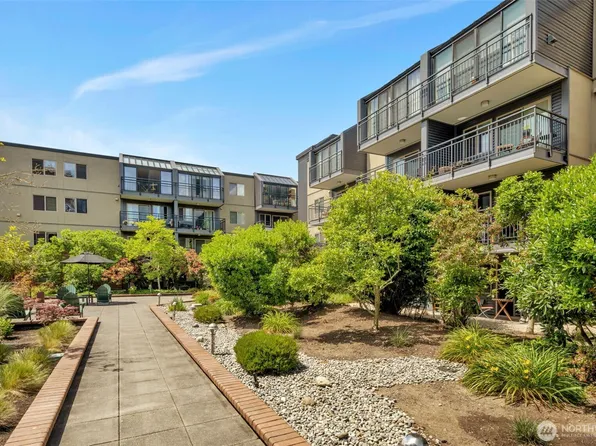 275 W Roy Street #319, Seattle, WA 98119