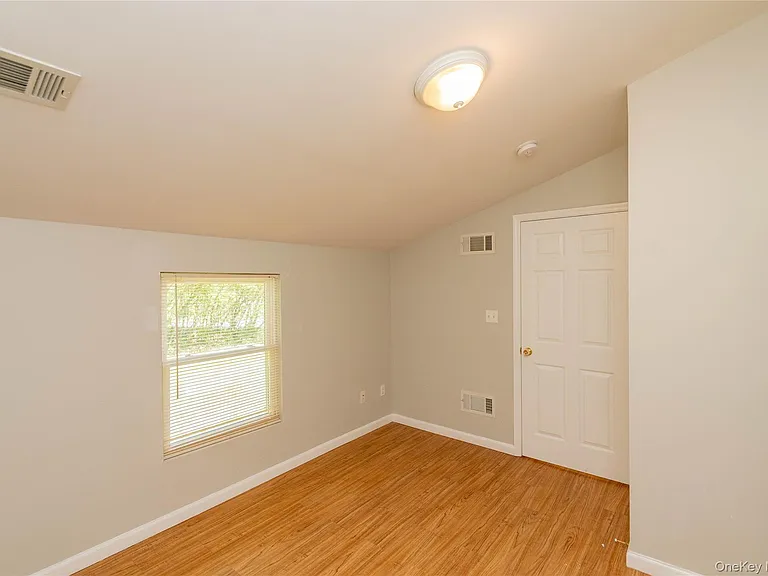 797 Forest Glen Rd — Photo 22
