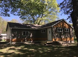 1555 Grand Ave N, Isle, MN 56342