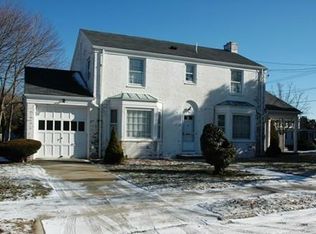 96 Reed St, New Bedford, MA 02740