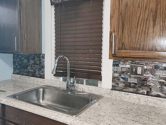 4th image of 5004 Holmes Ave #A