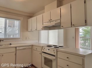 3441 23rd Ave W, Seattle, WA 98199