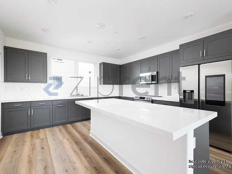 793 Vada St #5 — Photo 4