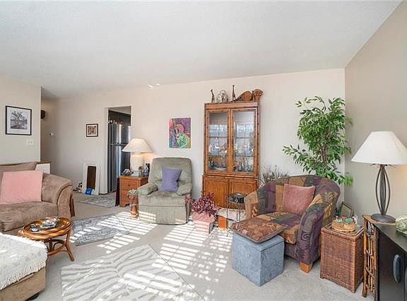 3rd image of 1502 Ann Ave