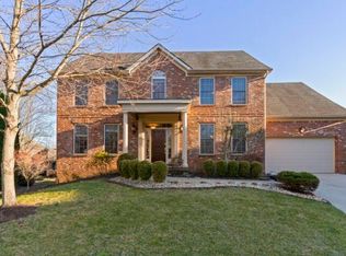 2100 Naples Ln, Lexington, KY 40513