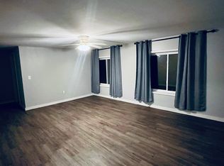 508 W Market St APT A, Portland, TN 37148