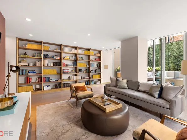 305 East 51st Street 26C image 11 of 12