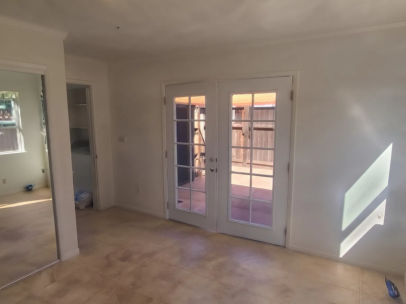 1 bed, 550 sqft, $2,500 — Photo 3