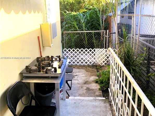 hialeah-florida-43961794 picture