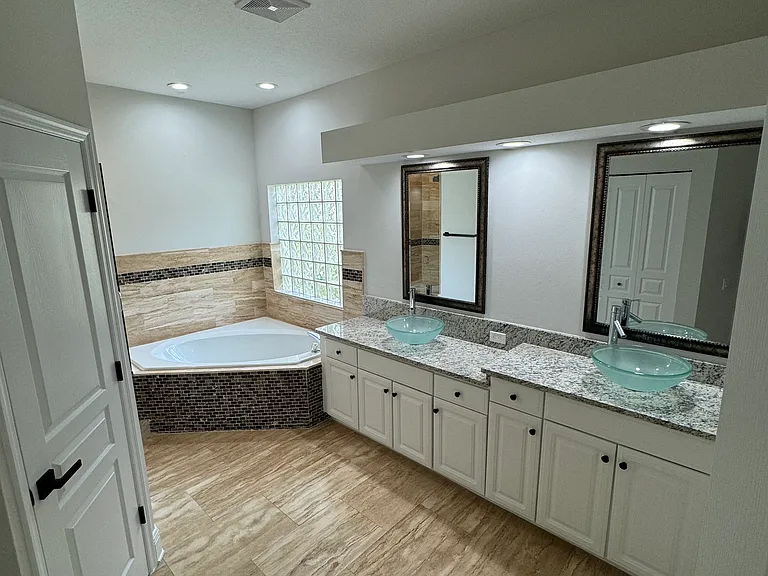 17311 Lockwood Ridge Dr — Photo 29