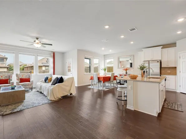7404 Albany Dr, Austin, TX 78754