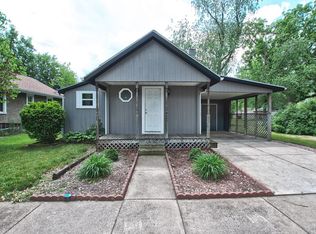 1206 Cosmo St, Goshen, IN 46528