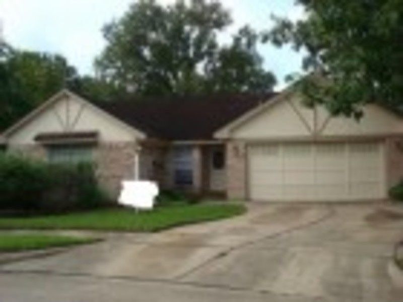 1st image of 22003 Glenburn Manor Ln