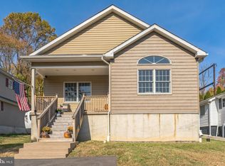 900 Parker St, Langhorne, PA 19047