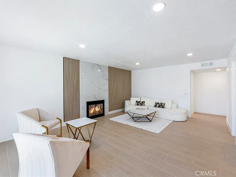 32232 Fall River Rd — Photo 14