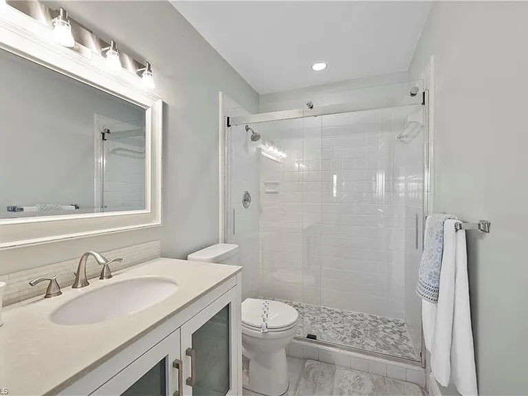 2100 Gulf Shore Blvd N #212 — Photo 20