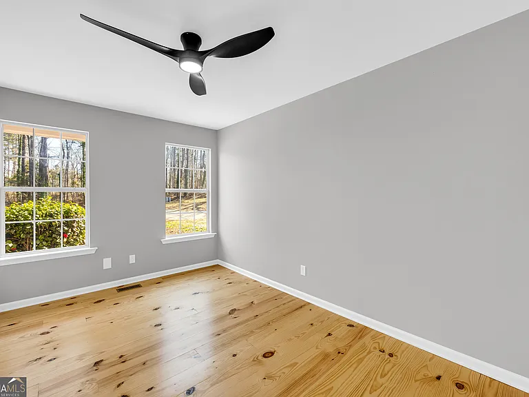 106 Degrandis Ln NE — Photo 25