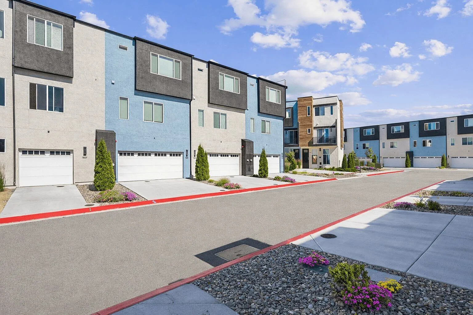 Summit Ridge Townhomes — Photo 1