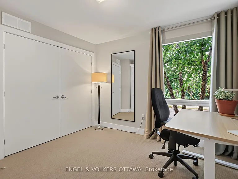 144 Evelyn Ave — Photo 31