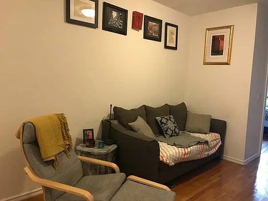 Rented by Metropolitan Realty | media 9