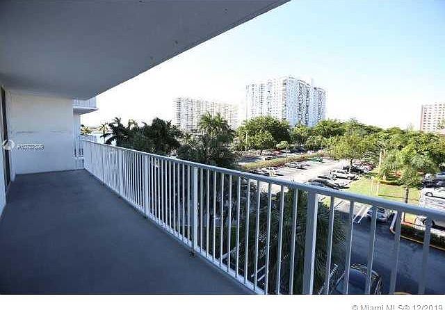 1st image of 2801 NE 183rd St APT 301W