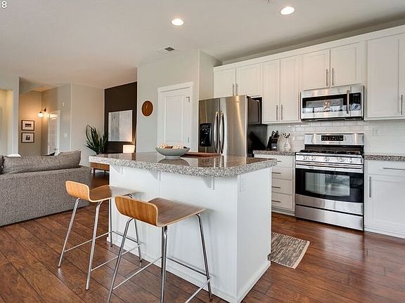4th image of 22802 SW Forest Creek Dr Unit 200