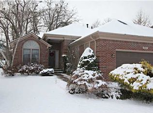 8021 Cedar Glen Ln, Louisville, KY 40291
