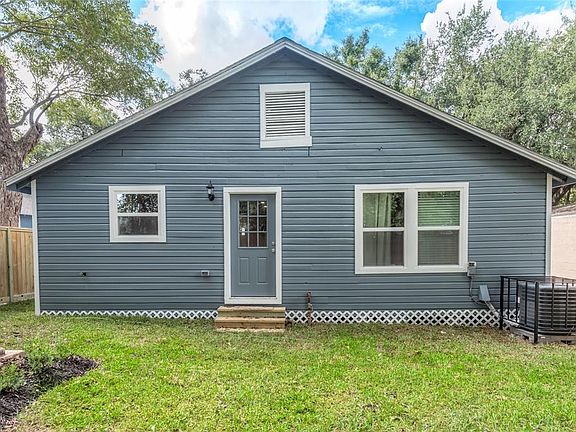 5th image of 8007 Capitol St