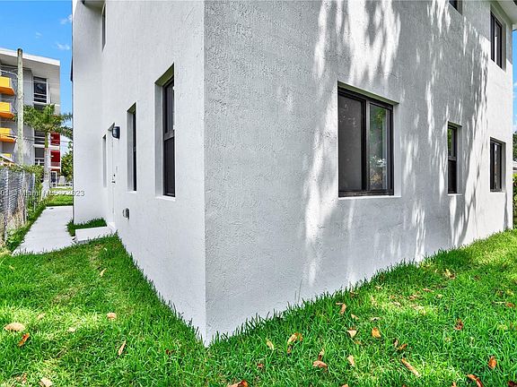 3rd image of 5220 NW 24th Ave #5220