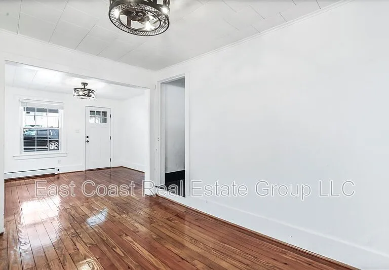 16 Woods Ln — Photo 8