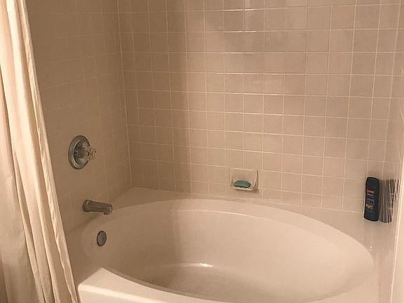 5th image of 5151 W 29th St #2211