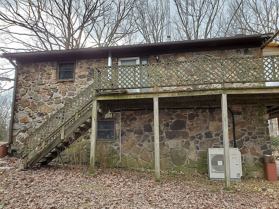 2nd image of 220 Swafford Rd