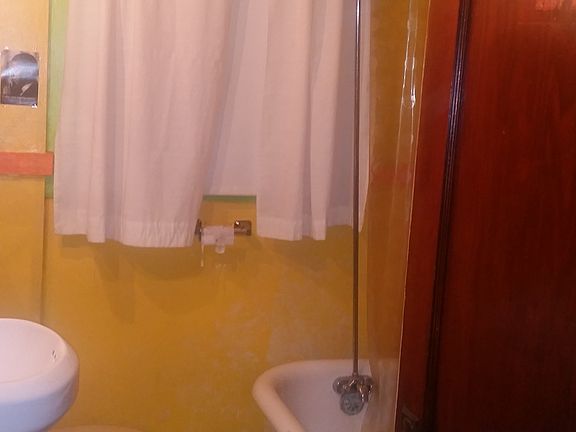 3rd image of 784 Fairmont Avenue