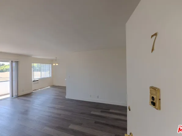 1930 S Robertson Blvd #7, Los Angeles, CA 90034