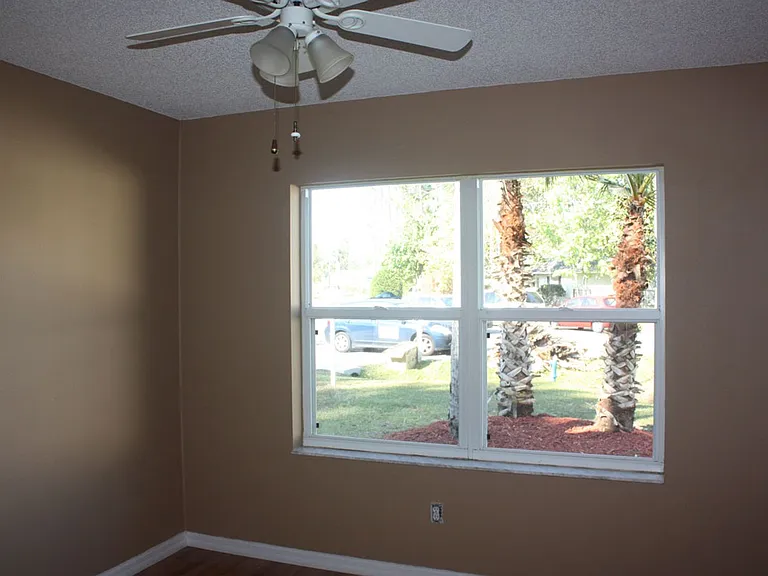 20 Zebulon Pl — Photo 11
