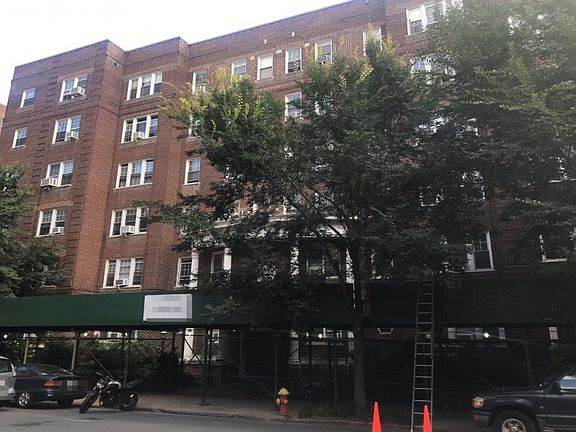 2nd image of 601 E 19th St #108