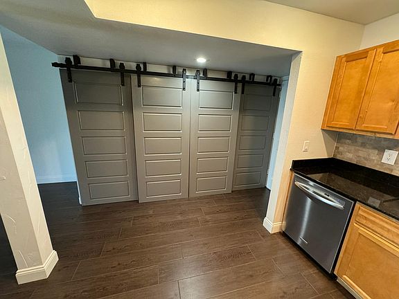 5th image of 10368 Carrollwood Ln