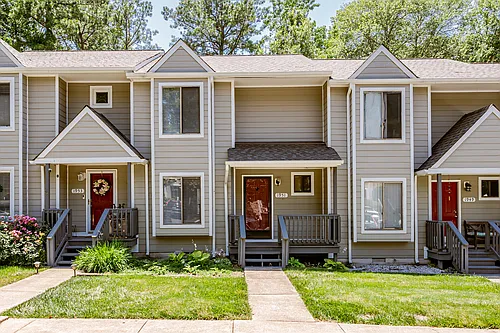 1951 Airy Cir Photo 1