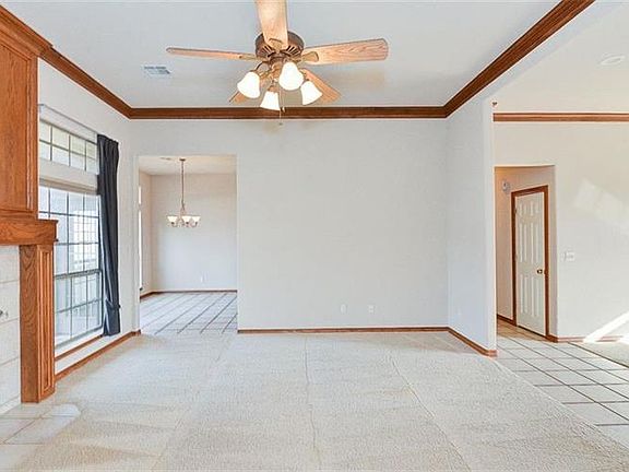 5th image of 309 Towry Dr