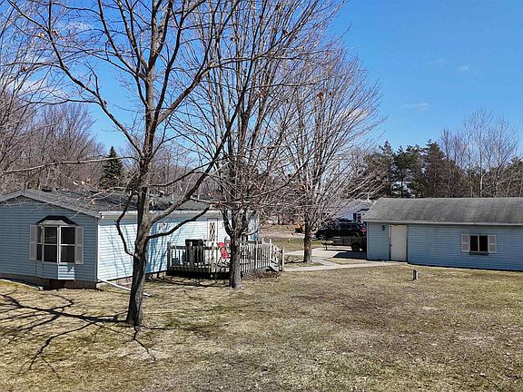 4th image of 1333 W Houghton Lake Rd