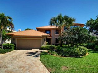 1045 Marco Dr NE, Saint Petersburg, FL 33702
