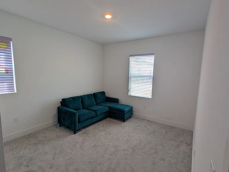148 W Bolinas Pl — Photo 15