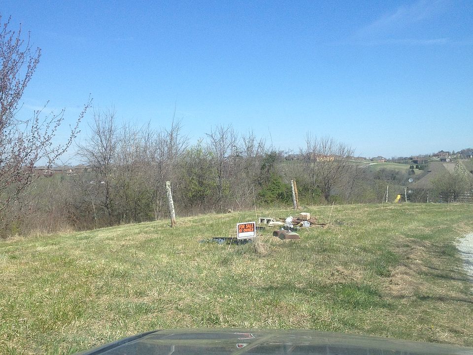 2nd image of 873 River Hill Dr