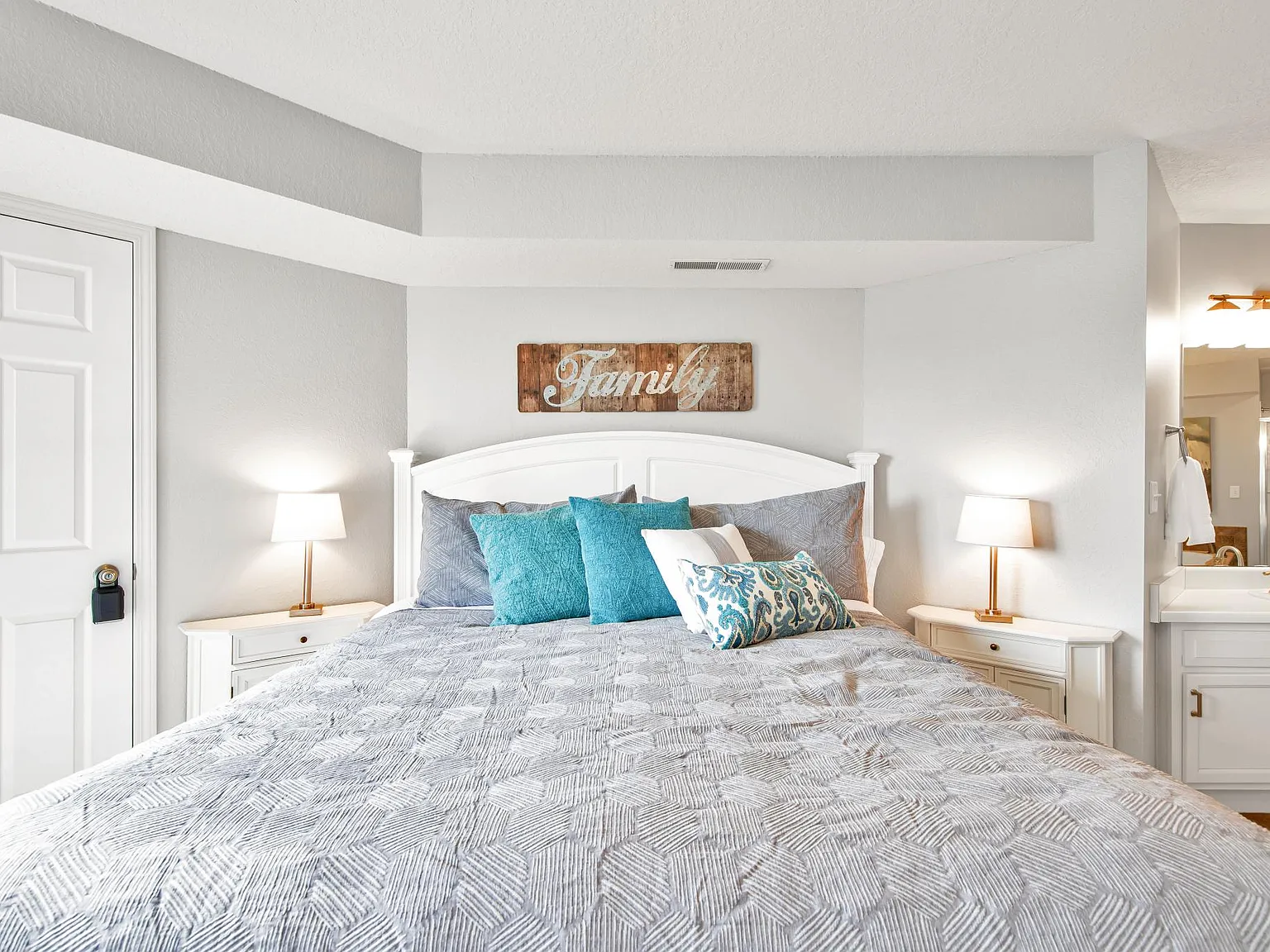 404 Regatta Bay Cir — Photo 4