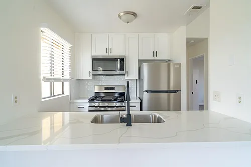 4436-44 Wilson Avenue - 4438 Photo 1