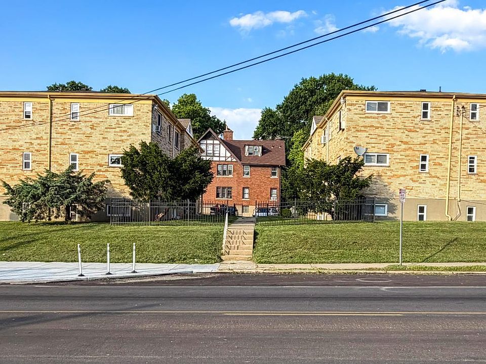 1st image of 2896 Harrison Ave