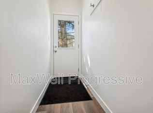 9017 93rd St NW #9005, Edmonton, AB T6C 3S5